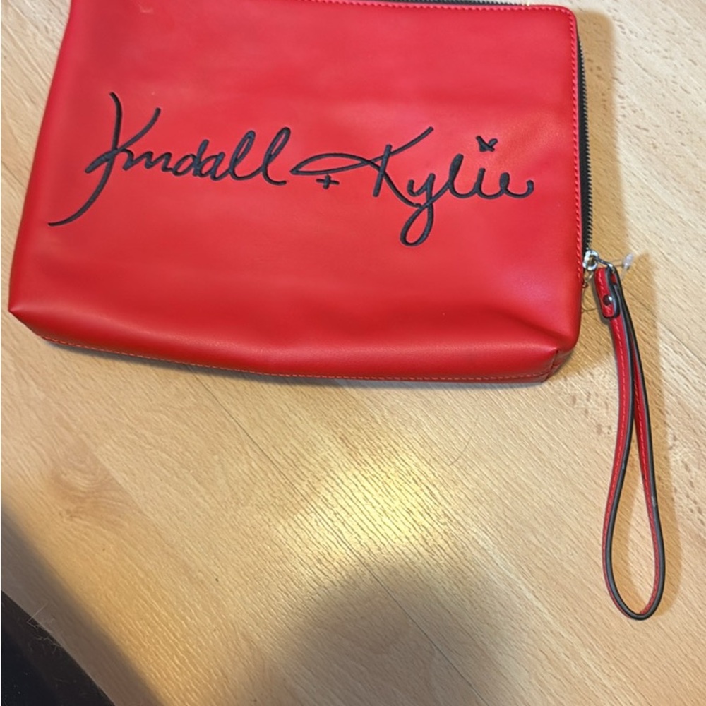 Kendall +kylie cosmetics bag big size